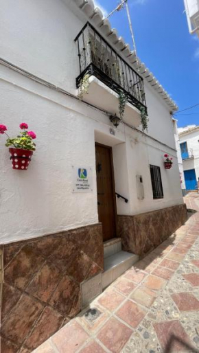 Casa Miguelito, Comares